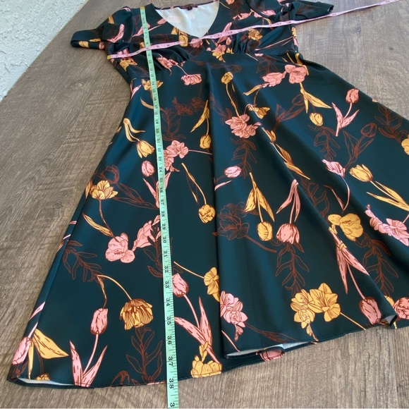 Host Pick🎉🎉🎉Kimi+Kai Maternity Dress - Size Small - Picture 8 of 11